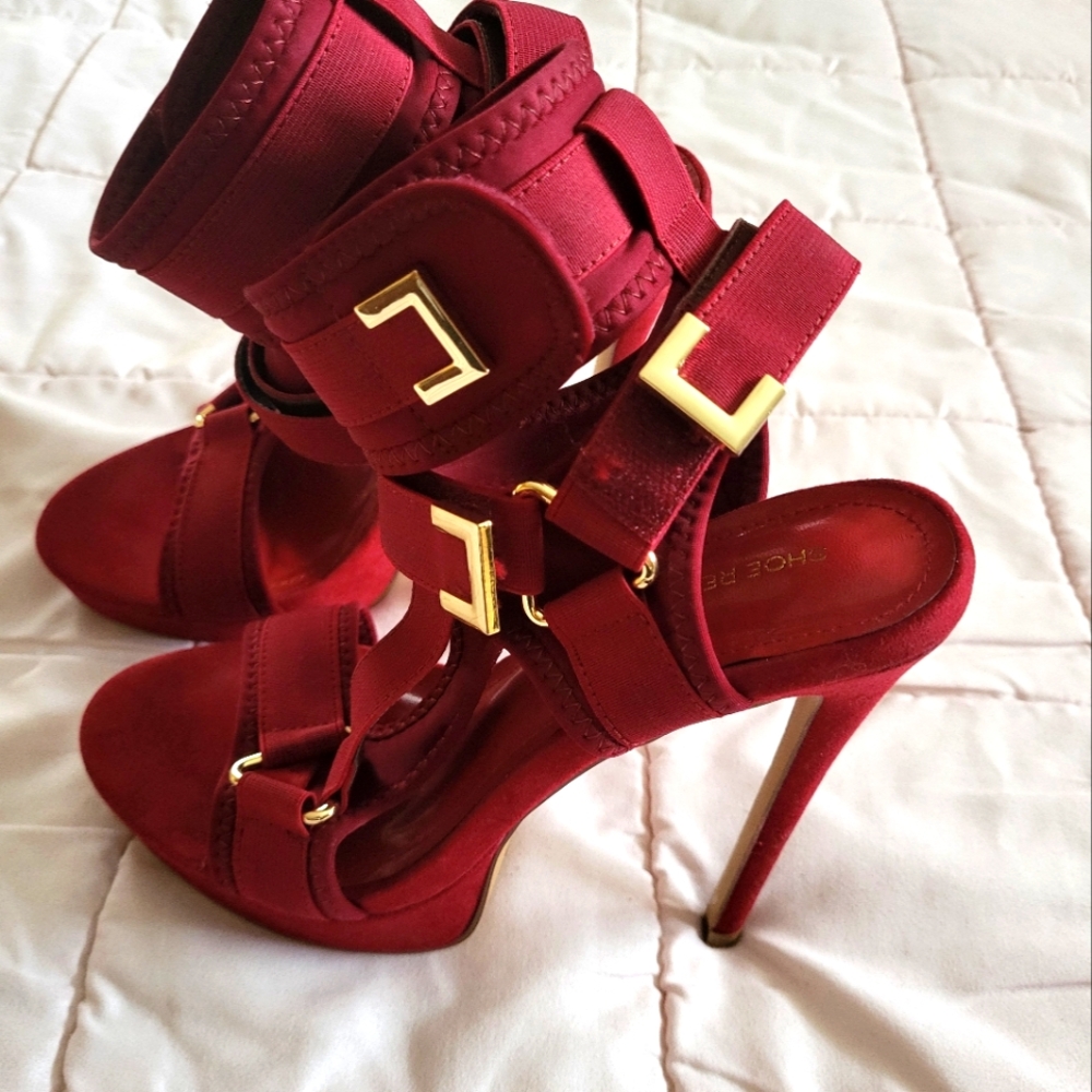 Womans Sandals